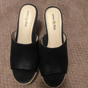 Seven Dials wedges